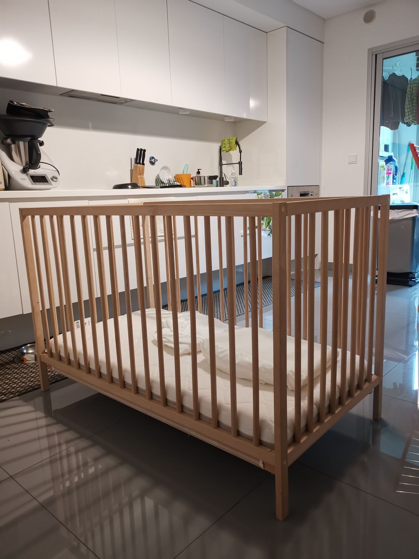 Berço Ikea SNIGLAR com Colchão