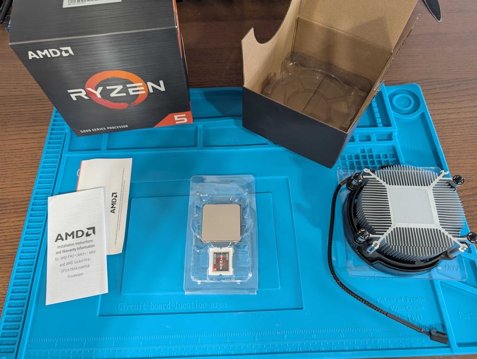 Ryzen 5 5600X (6C/12T, até 4,6 GHz) –> Como novo + cooler incluído