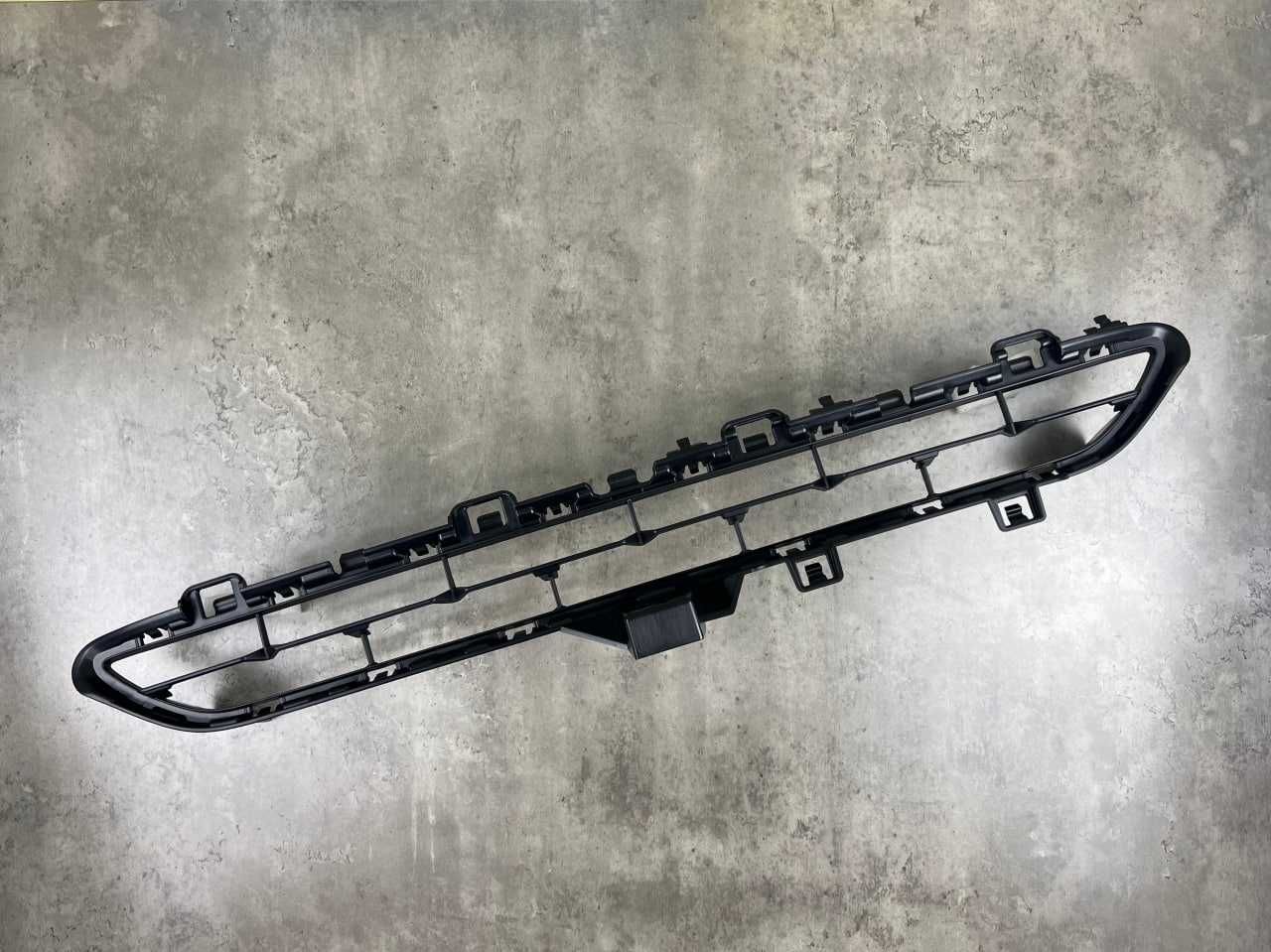 Решітка в бампер (верхня) - BMW X6 (F16), 2014-2019