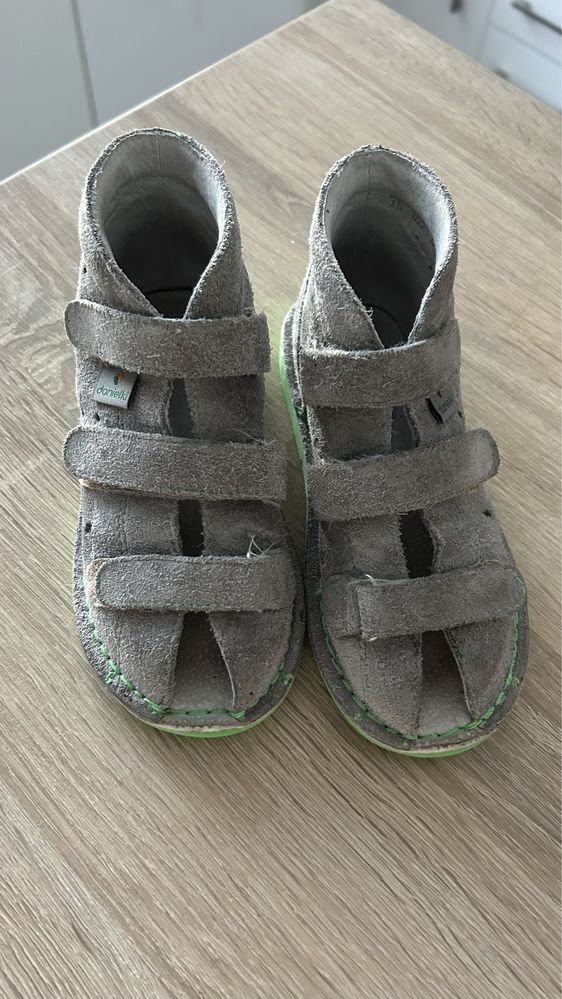 Kapcie Danielki roz 26