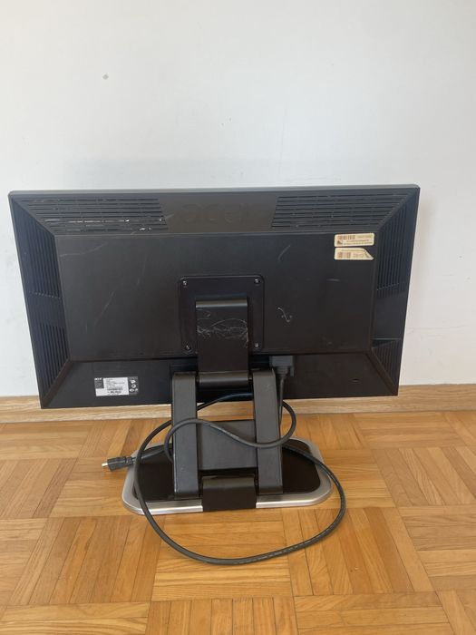 Monitor Acer 24 ” używany