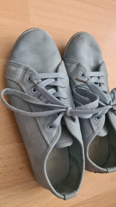 Buty sznurowane damskie