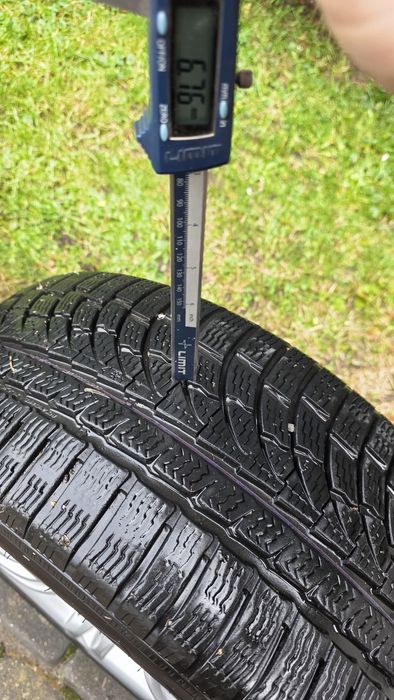 Koła BMW Styling 350, M pakiet, 18 cali, opony zimowe Nokian, Maxxis