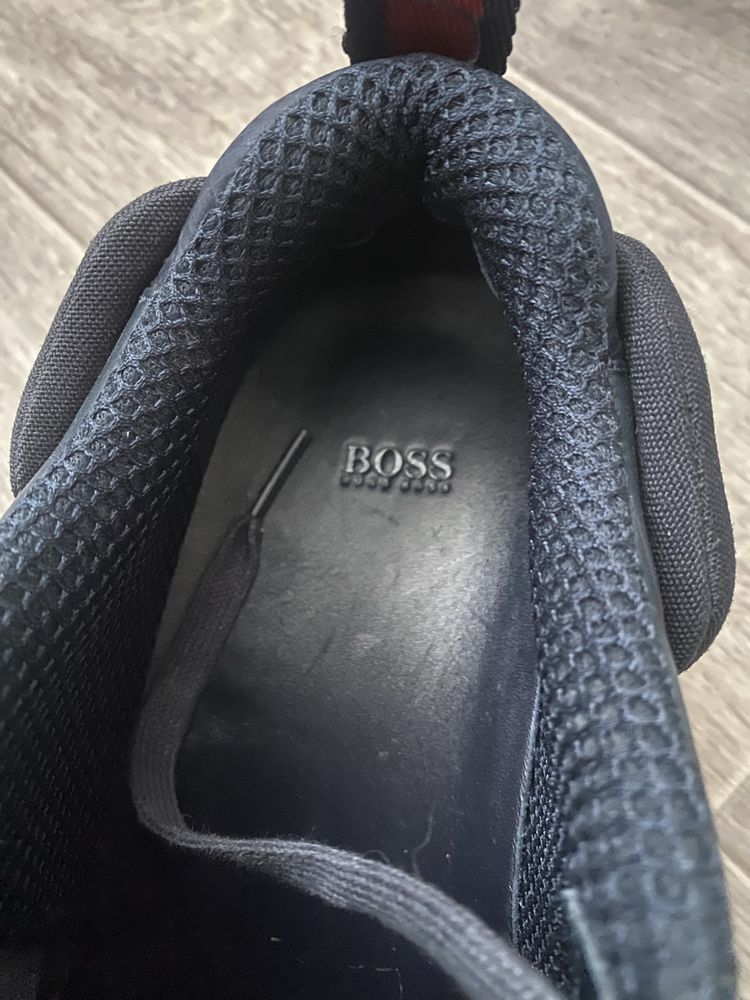 Кросовки Hugo Boss оригинал 40 размер