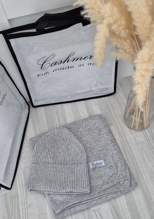 Jasno szary komplet kaszmirowy czapka i szalik cashmere