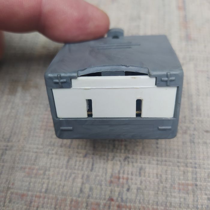 Адаптеры питания,  зарядные устройства, кабели.  Оригинал