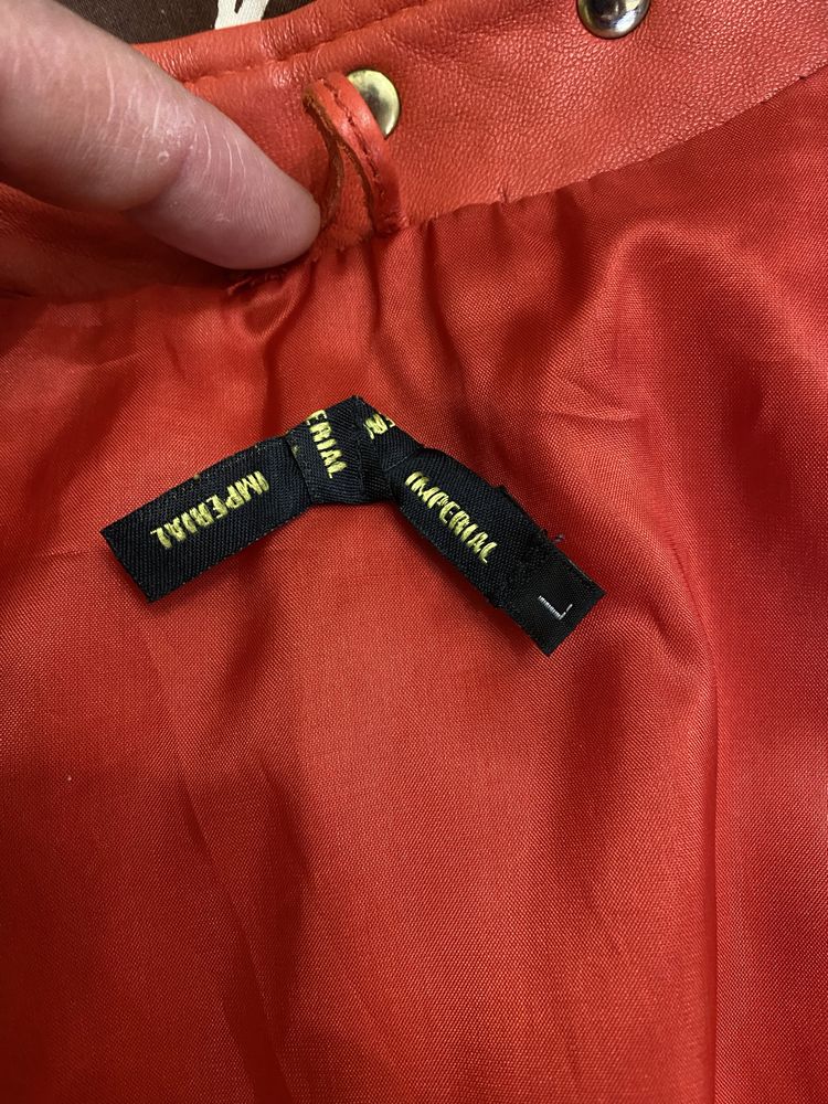 Продам женские куртки