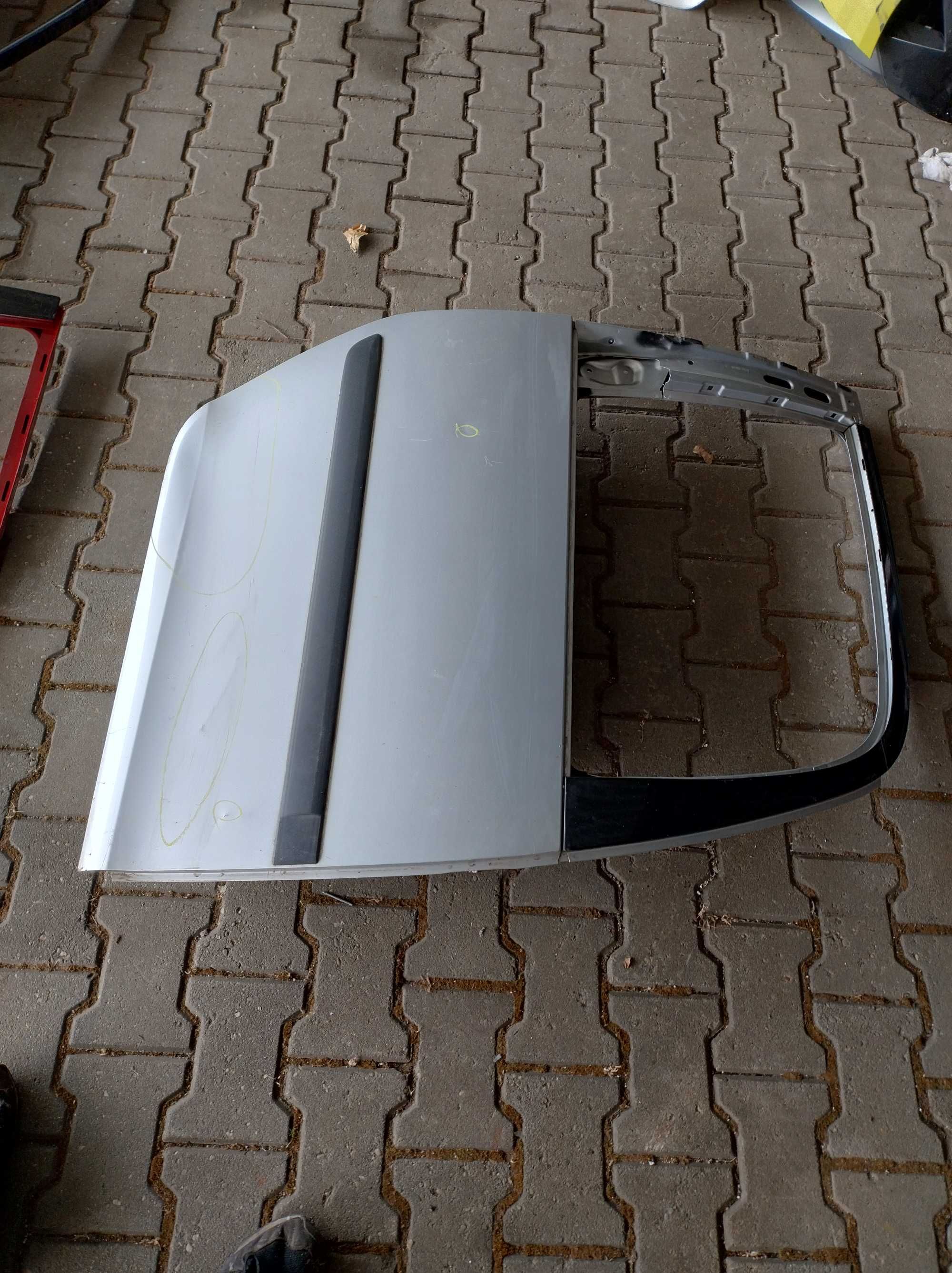 Drzwi tylne lewe i prawe Skoda Roomster Drzwi