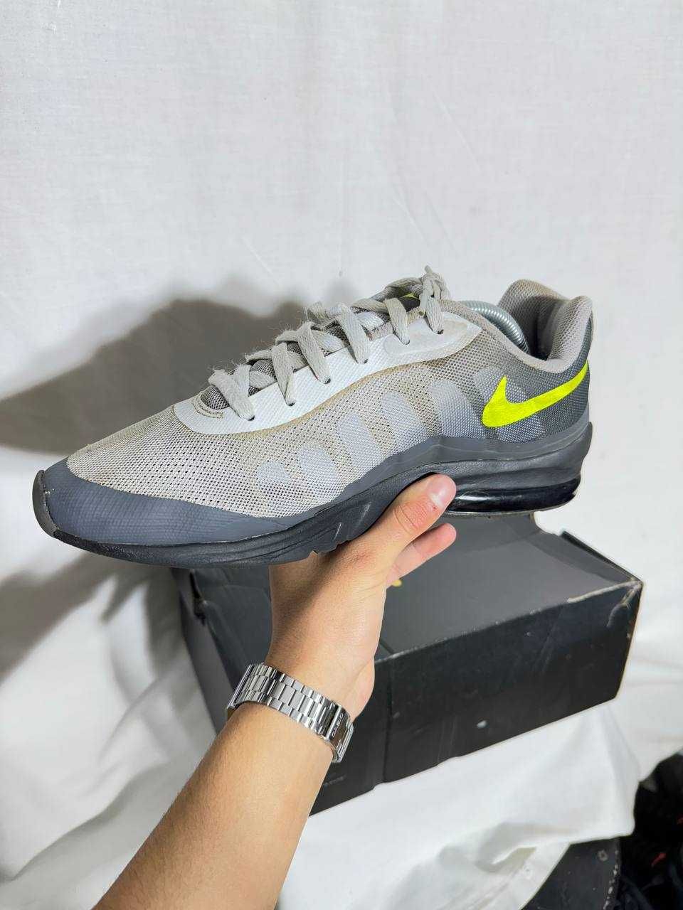 Nike Invigor Drill Drip Y2k Sk8