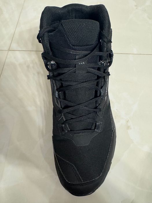 Чоловіче взуття Adidas