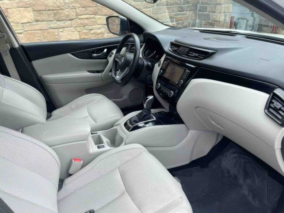 Nissan Rogue Sport SL      2019