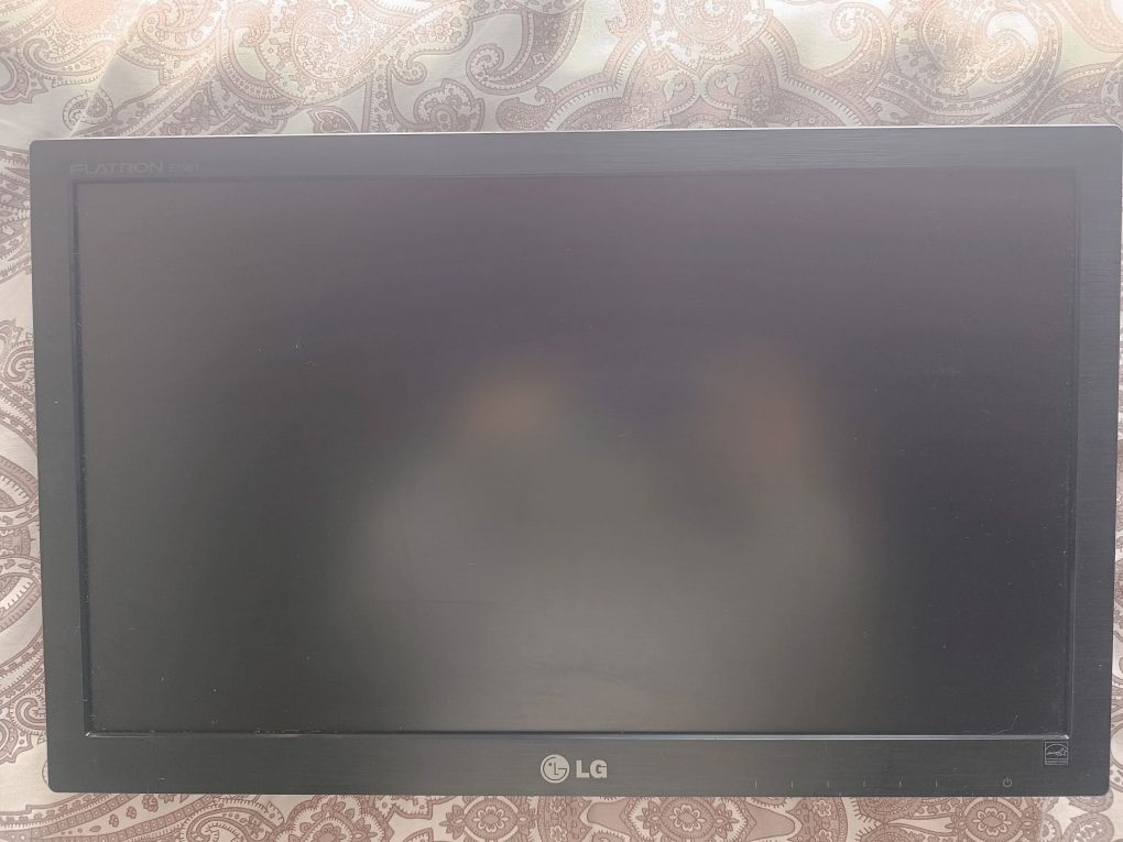 Monitor LG Flatron E1951S-BN