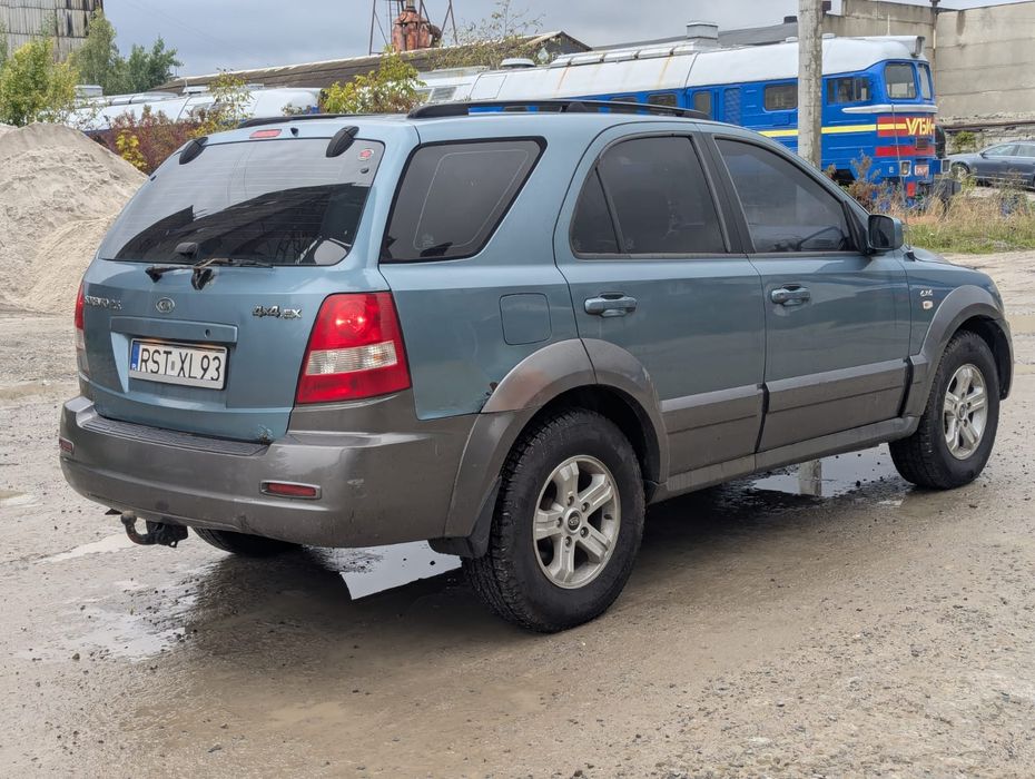 КІА Соренто ( ддя військових)