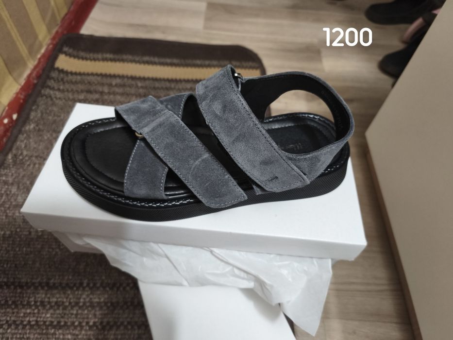 Босоніжки жіночі ЦІНУ ЗНИЖЕНО