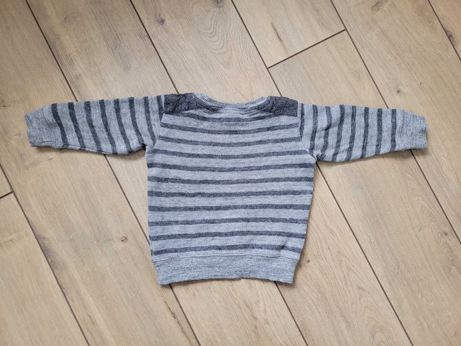 Sweter chłopięcy Next 80 9-12 szary ciepły paski niemowlęcy