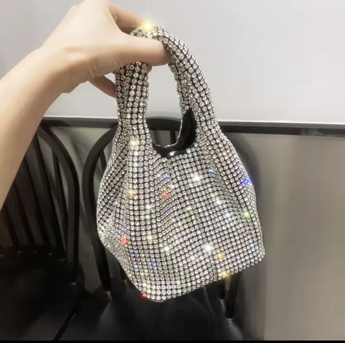 Клатч сумочка со стразами