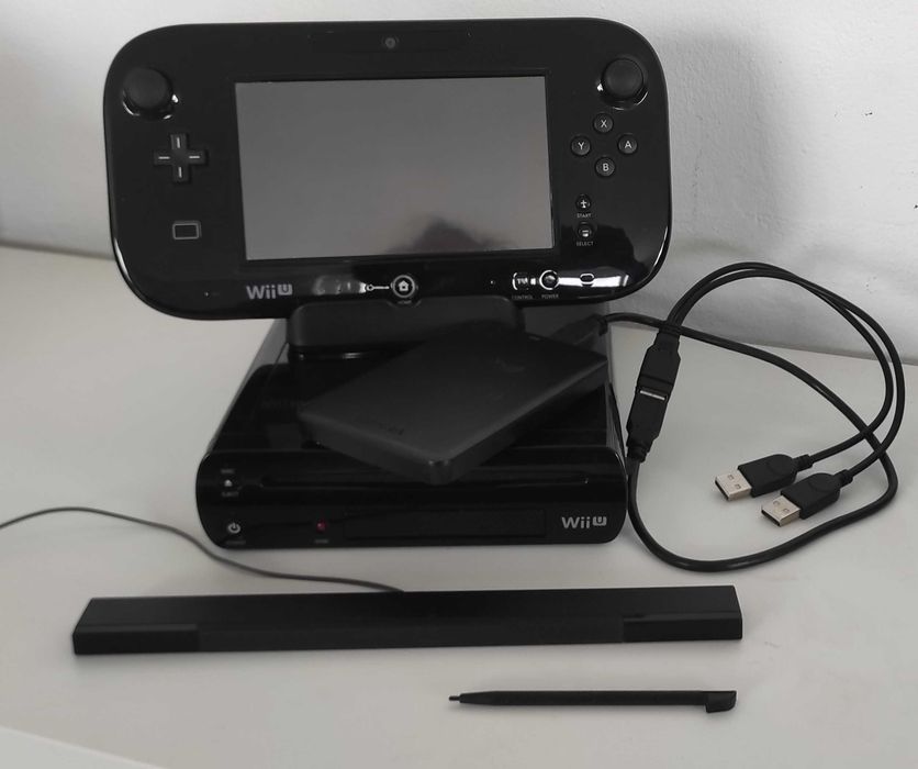 Wii U DEsbloqueada - Disco Externo 1 TB - SD 32 GB -