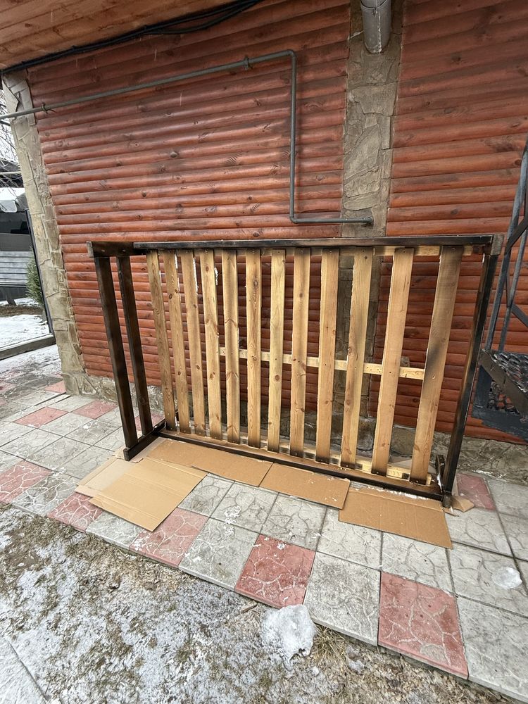 Кровать деревʼяна