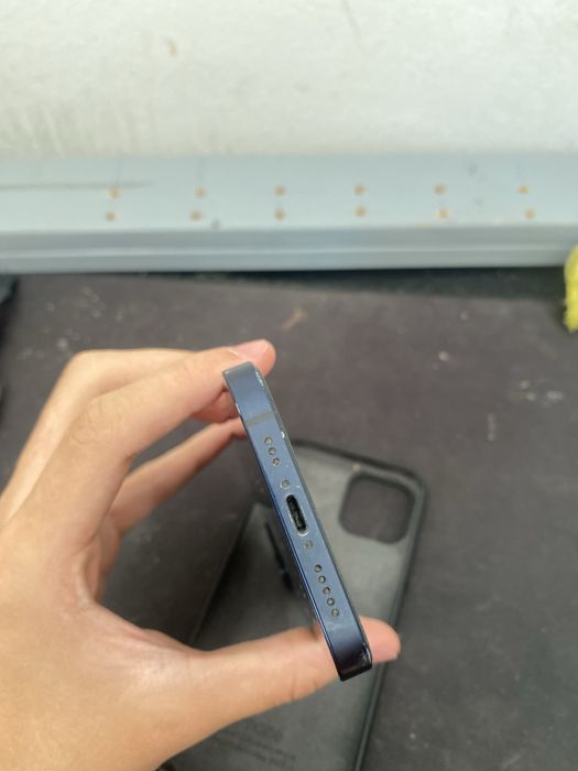 Iphone 12 como novo
