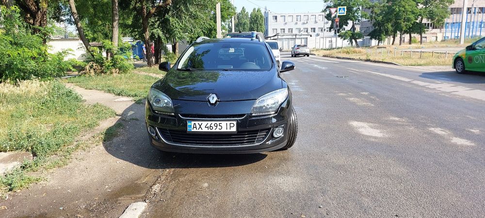 Продам авто Renault Megan 3 2012г