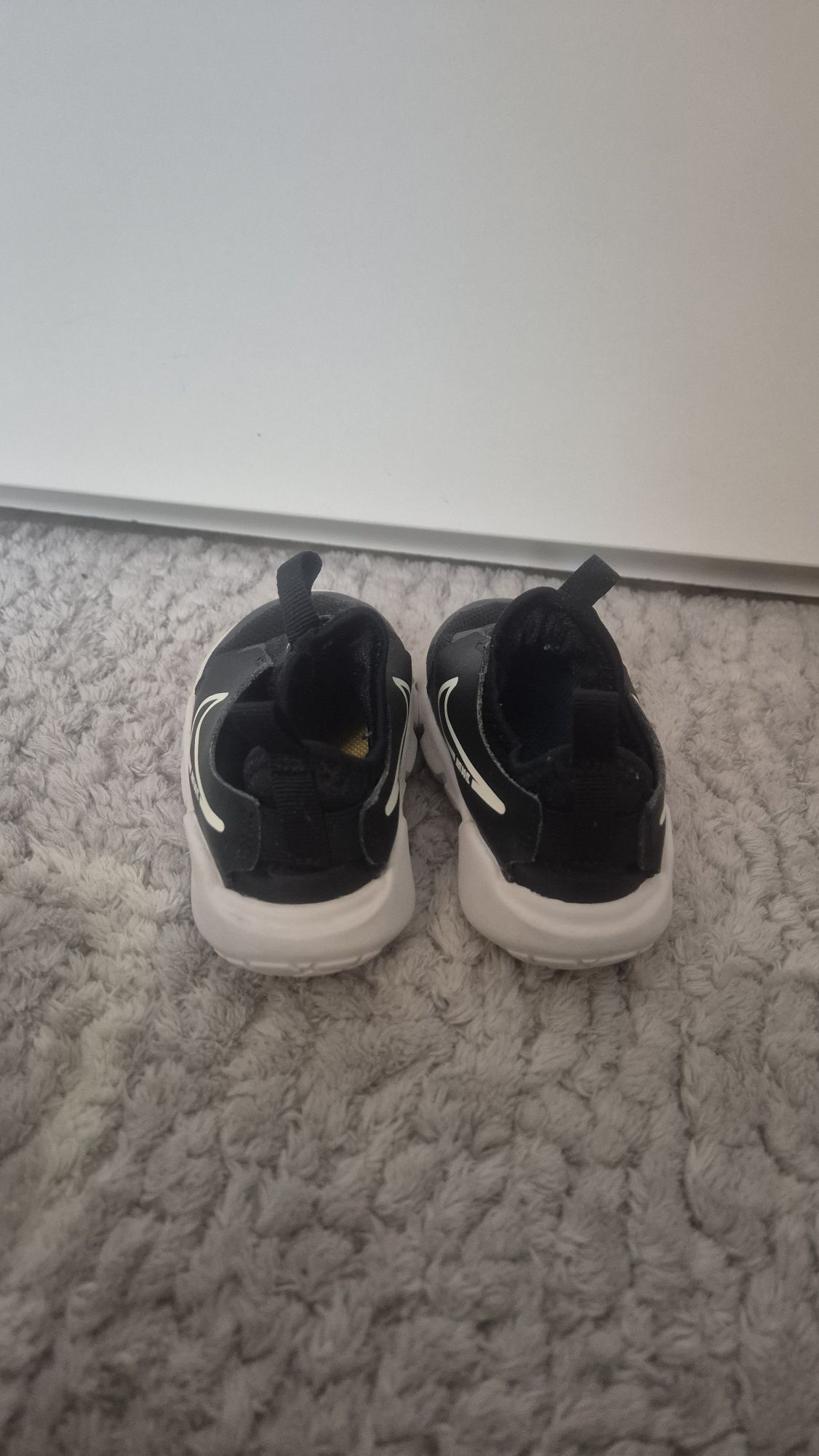 Buty Nike Flex Runner 23.5