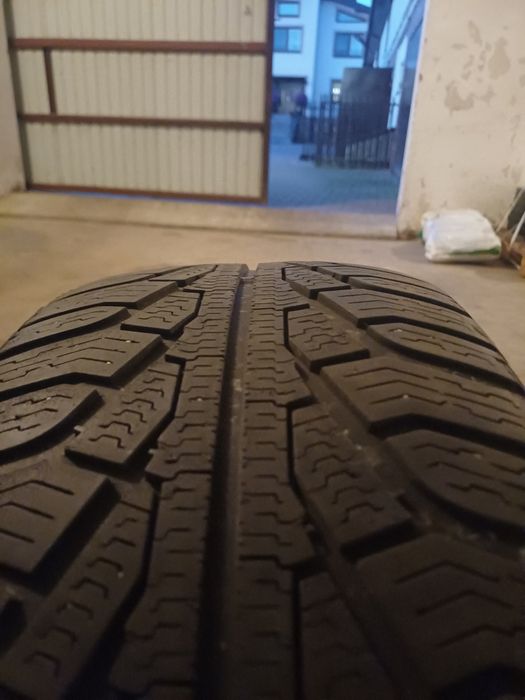 Opony zimowe Uniroyal 225/50 R17 2szt