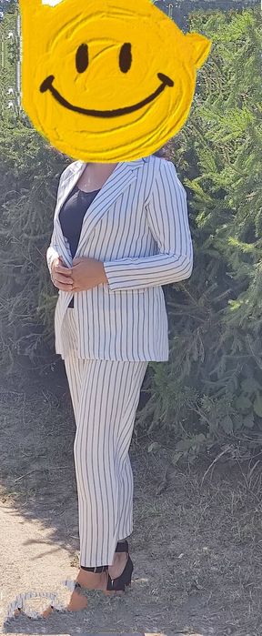 Жіночий костюм брючний