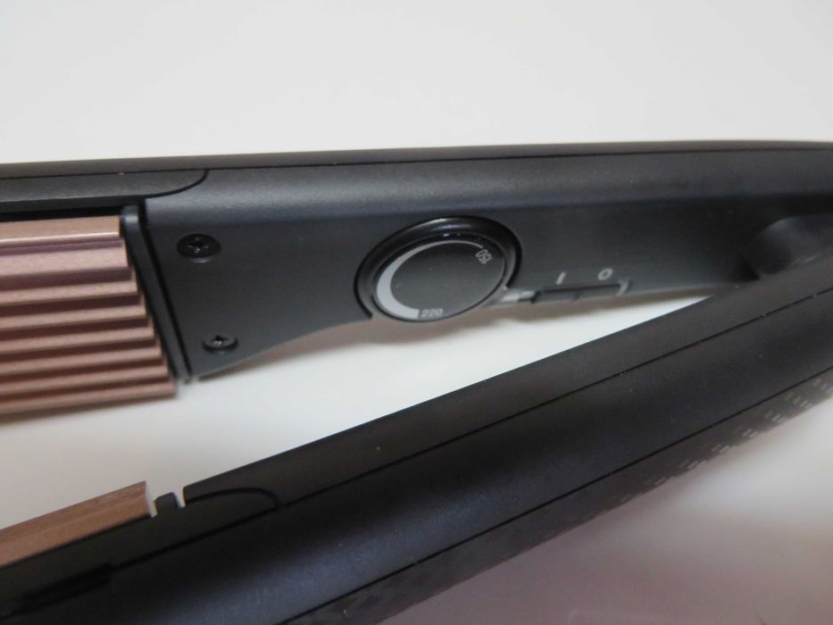 Karbownica do włosów Ceramic Crimp 220 Remington S3580