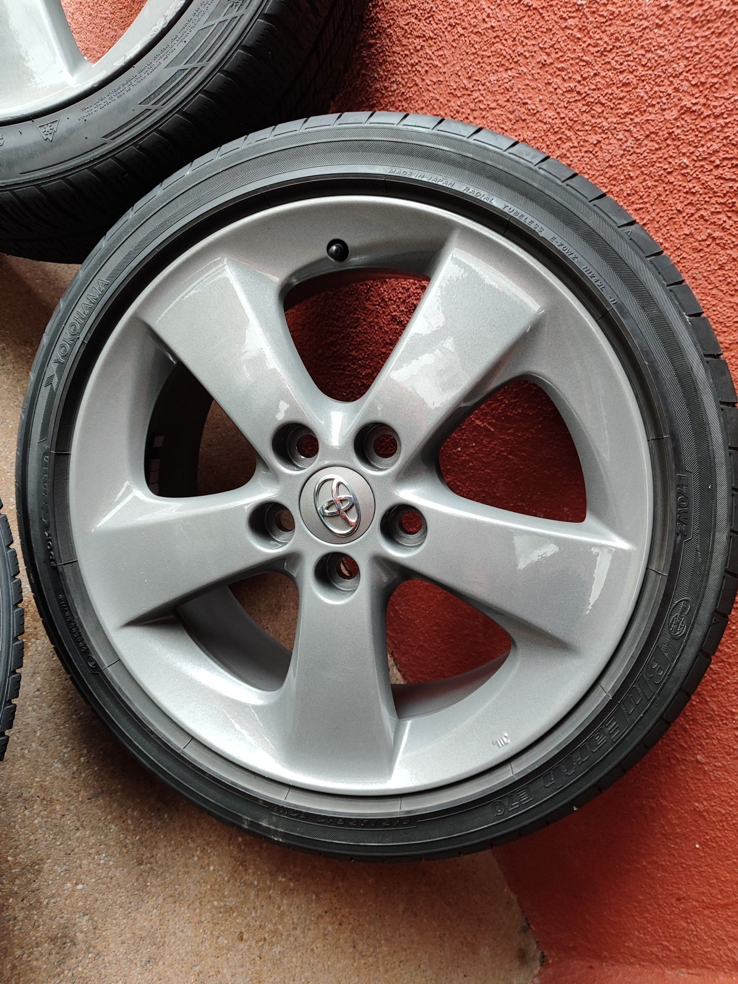 Toyota 5x114 alufelgi Auris, Corolla, Yaris, Avensis OEM koła letnie