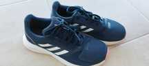 Tênis adidas azuis escuros