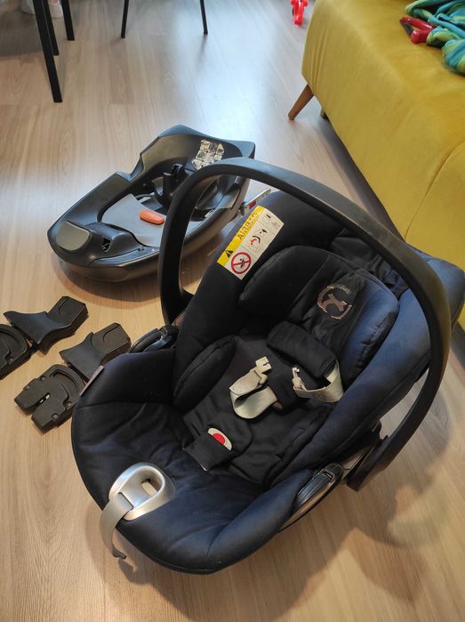 Fotelik Cybex + baza + adaptery do wózka