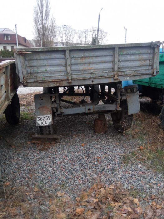 Продам причіп ІФА тракторний 2ПТС-4