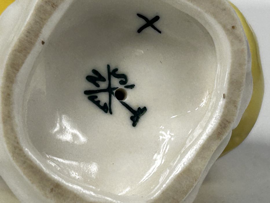 Figurki porcelanowe Karl Ens kurczak