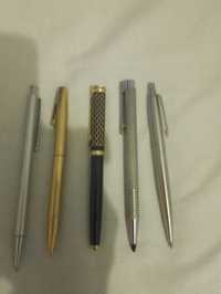 2 canetas de grandes marcas