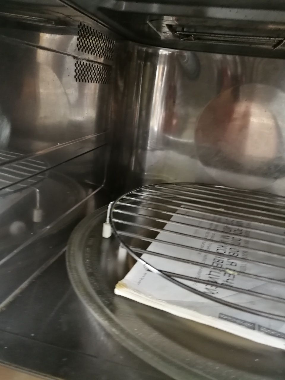 Мікрохвильова піч з грилем конвенції