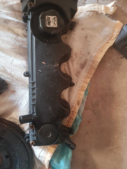 Valve cover for Alfa Romeo 147 1.9JTD64552091764481120