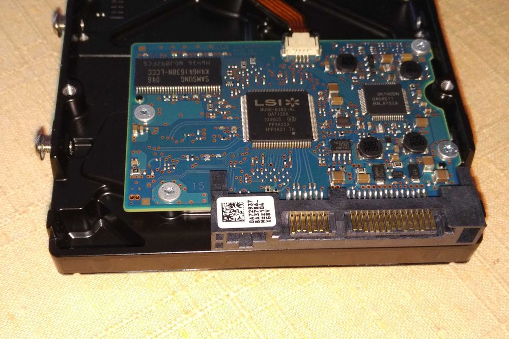 Hitachi 320GB 3.5" 8MB 5700RPM SATA Disk64172199211139123