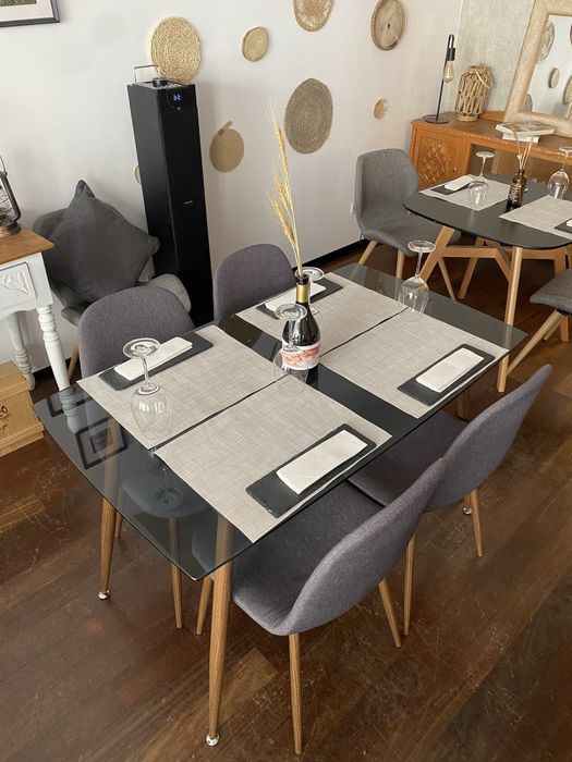 Mesas de sala de jantar 3 modelos  diferentes com cadeiras