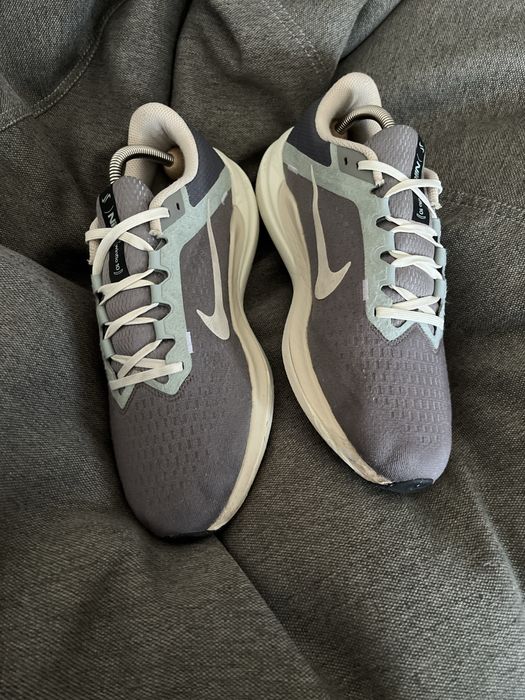 Кросівки NIKE AIR ZOOM WINFLO 44 28 кроссовки найк вінфло бігові