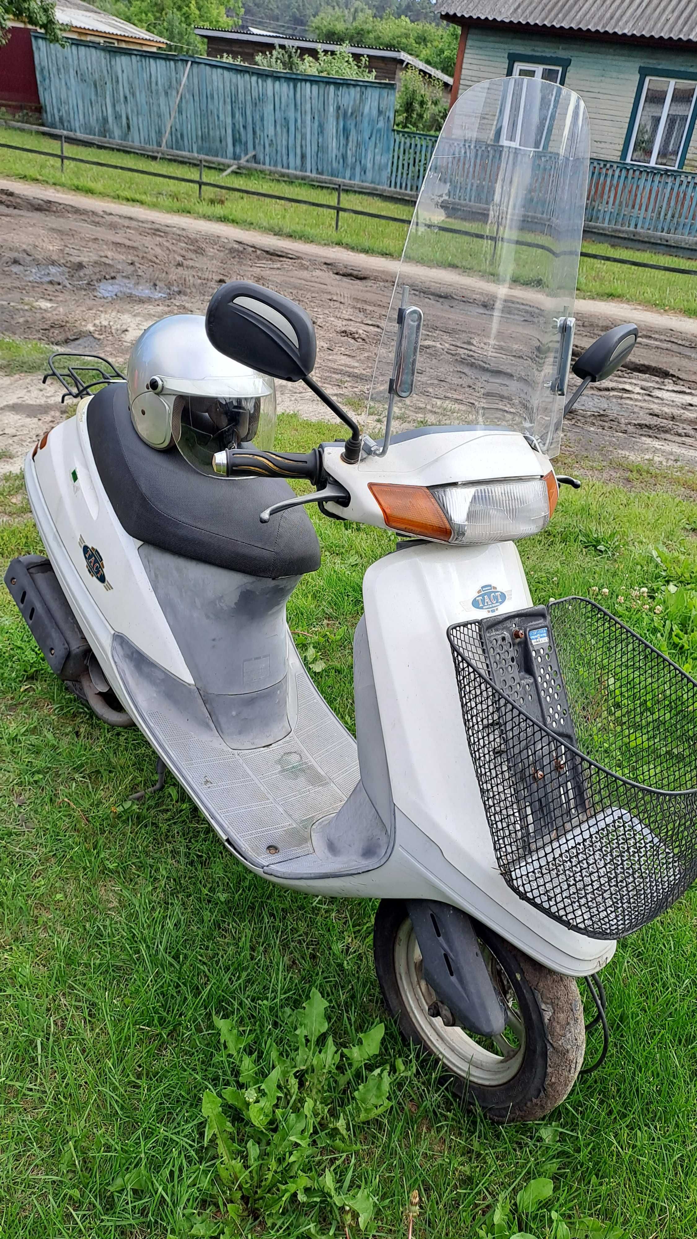 Скутер Honda Tact 24