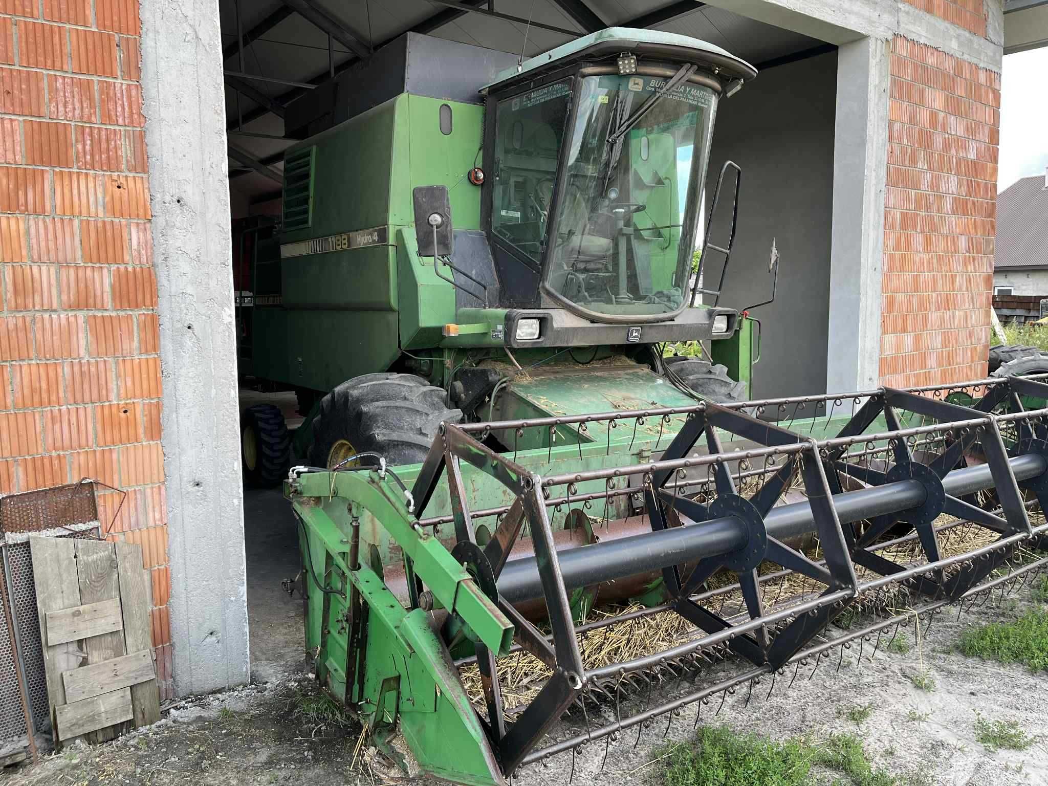 Kombajn massey ferguson 38 John Deere 1188 Sieczkarnia