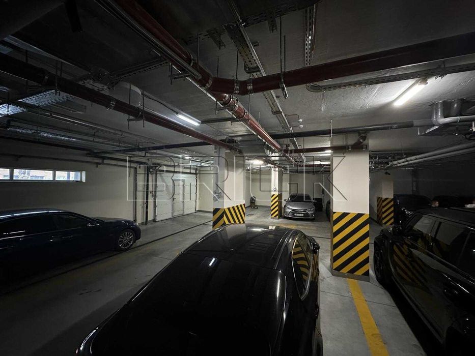 ЖК Володимирський, м.Палац Україна, м.Олімпійська, Антоновича, 109