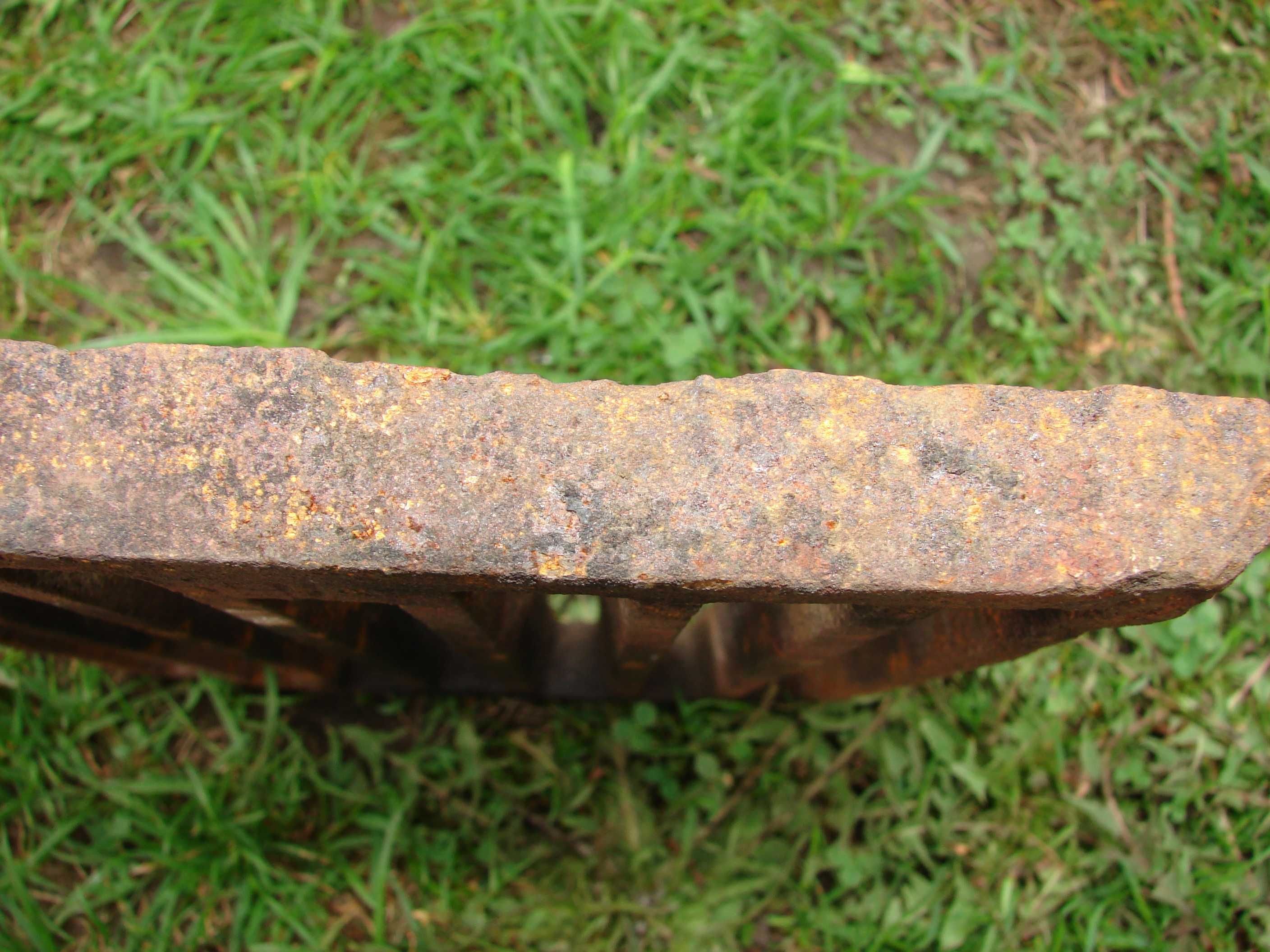 Ruszt żeliwny do pieca, kuchni węglowej 24,5x19cm