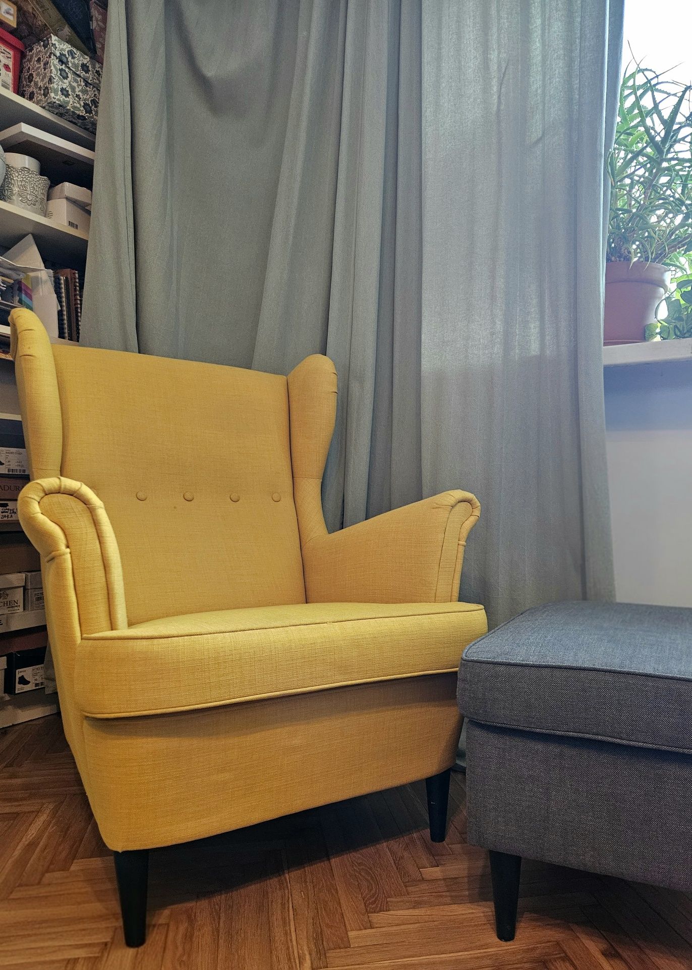Fotel IKEA STRANDMON uszak żółty
Fotel uszak, Skiftebo żółty