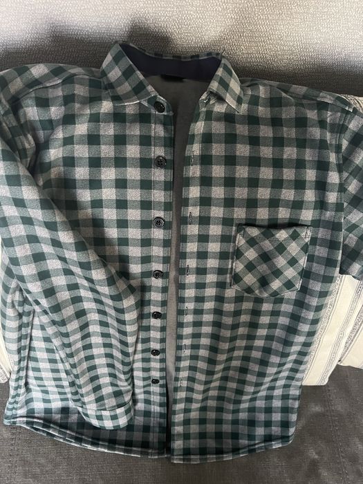 Сорочки у клітинку, розміри S та M.
