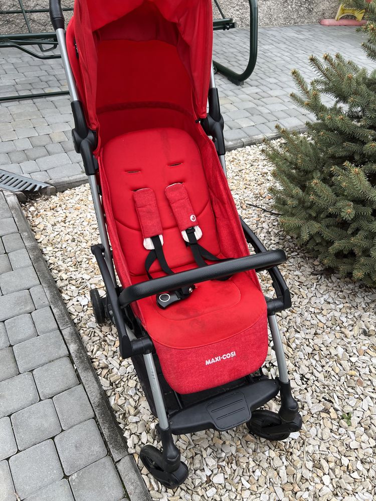 Каляска  прогулочна Maxi Cosi