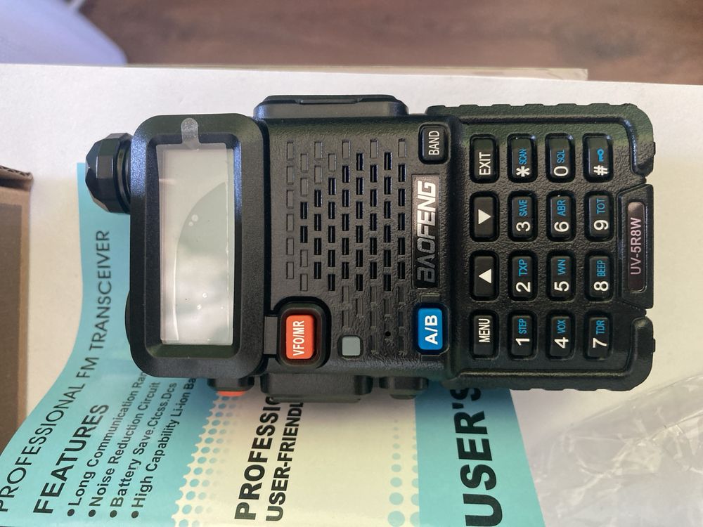 krótkofalówka UV-5R 8 wat