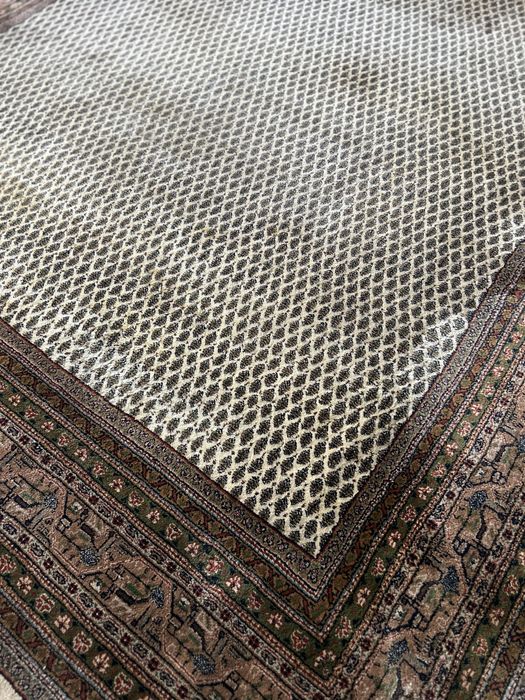 Tapete oriental indiano,em pura lã feito à mao,original,lavado.305x250