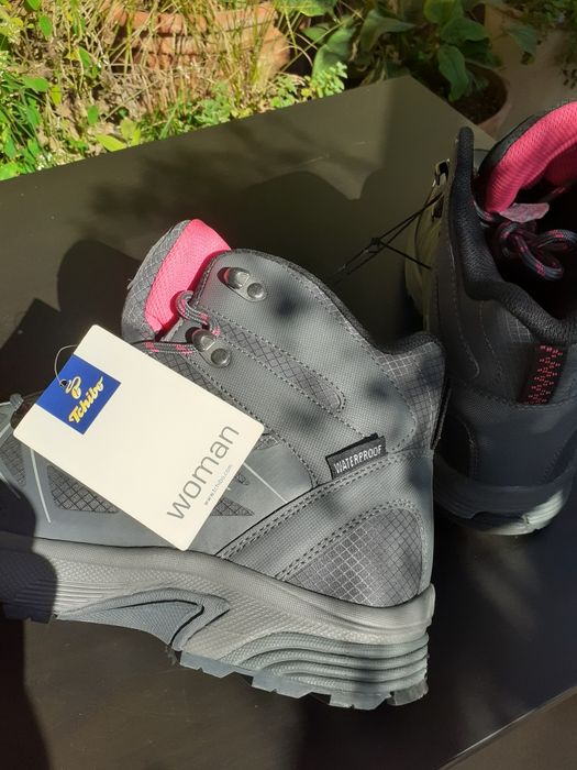 Damskie buty trekkingowe marki Tchibo