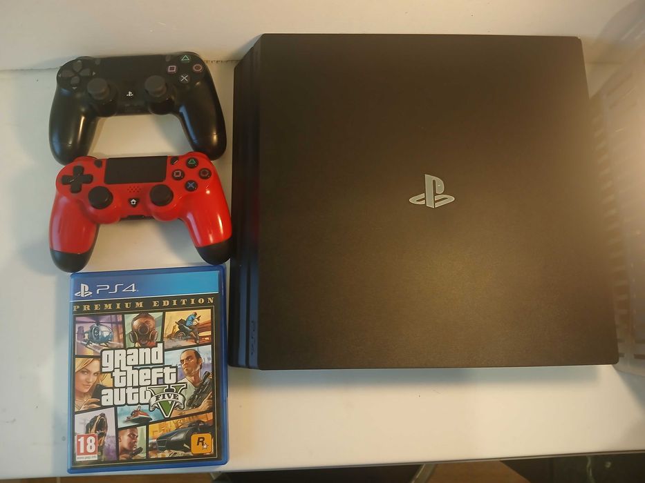 Sony PlayStation 4 Pro 1TB | 2 геймпади | GTA 5 у подарунок